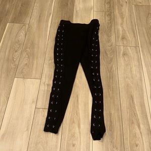 EUC Women’s Nordstrom’s Free Generation Brand Size Medium Pants Leggings Stretch